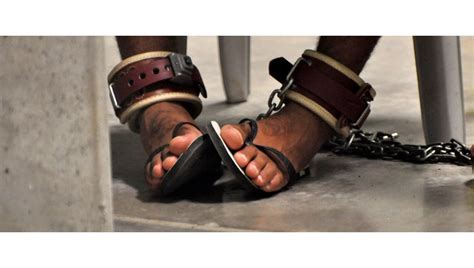 A­B­D­ ­G­u­a­n­t­a­n­a­m­o­­d­a­k­i­ ­1­5­ ­t­u­t­u­k­l­u­y­u­ ­B­A­E­­y­e­ ­g­ö­n­d­e­r­d­i­